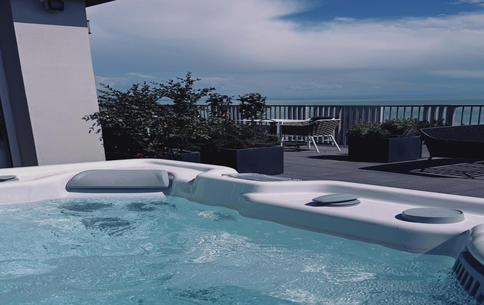 Diva Hotel Lignano - Adults Only Lignano Sabbiadoro Exterior photo